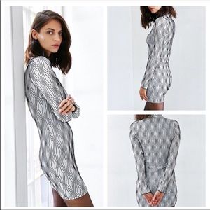 💌💌SOLD💌💌UO Mock Turtleneck Geometric BodyCon